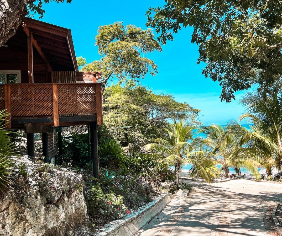 The Resort At Marble Hill Punta Blanca Exterior photo